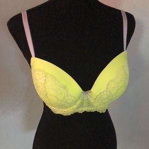 VS 34DD Neon Yellow & Gray Lace EUC
